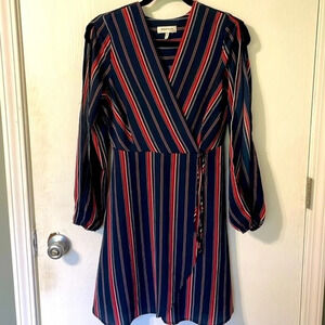 Monteau Los Angeles slit sleeve v neck midi dress size medium